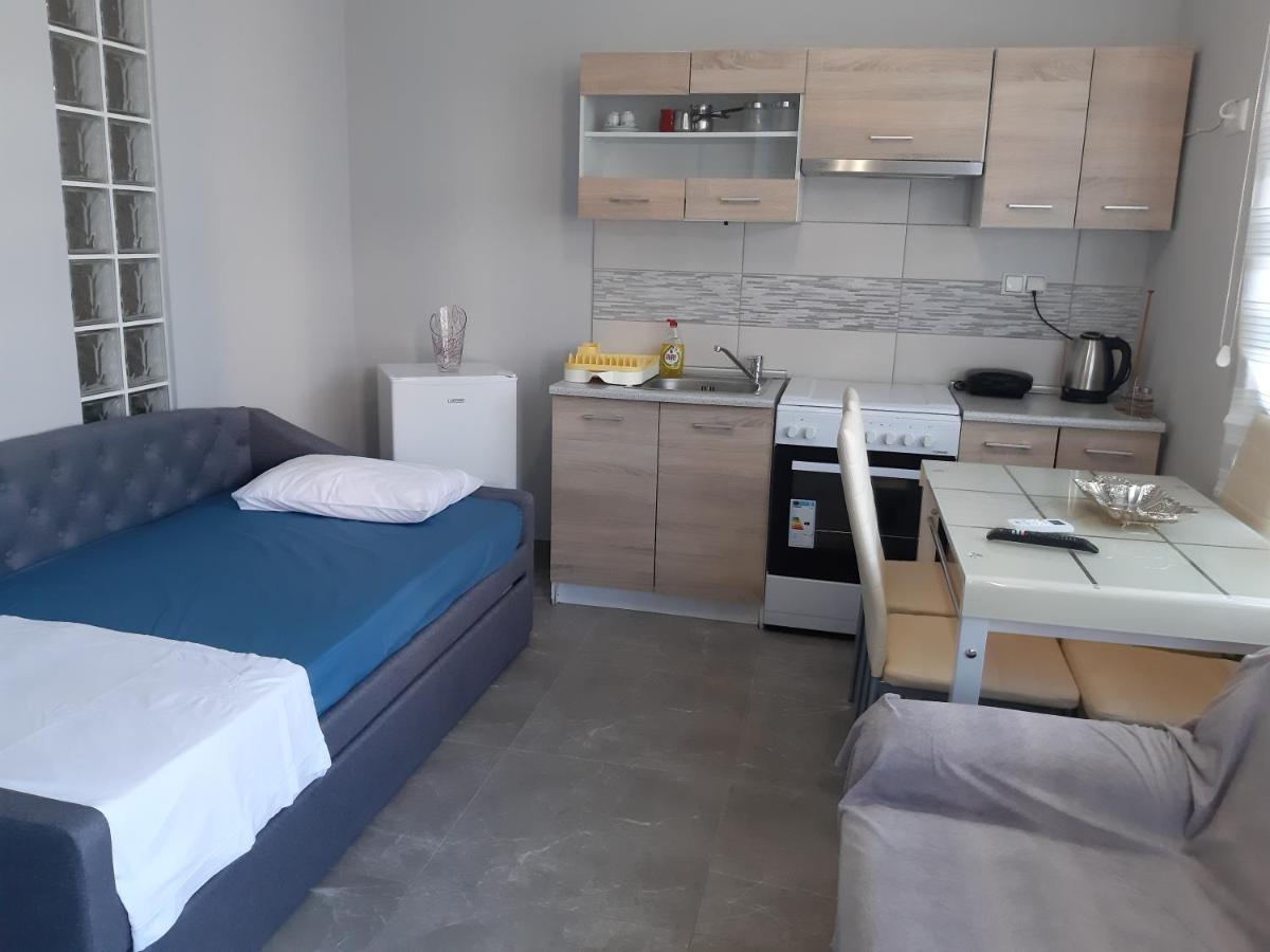 Soula'S Sunshine Blue Apartment Nea Karvali Ngoại thất bức ảnh
