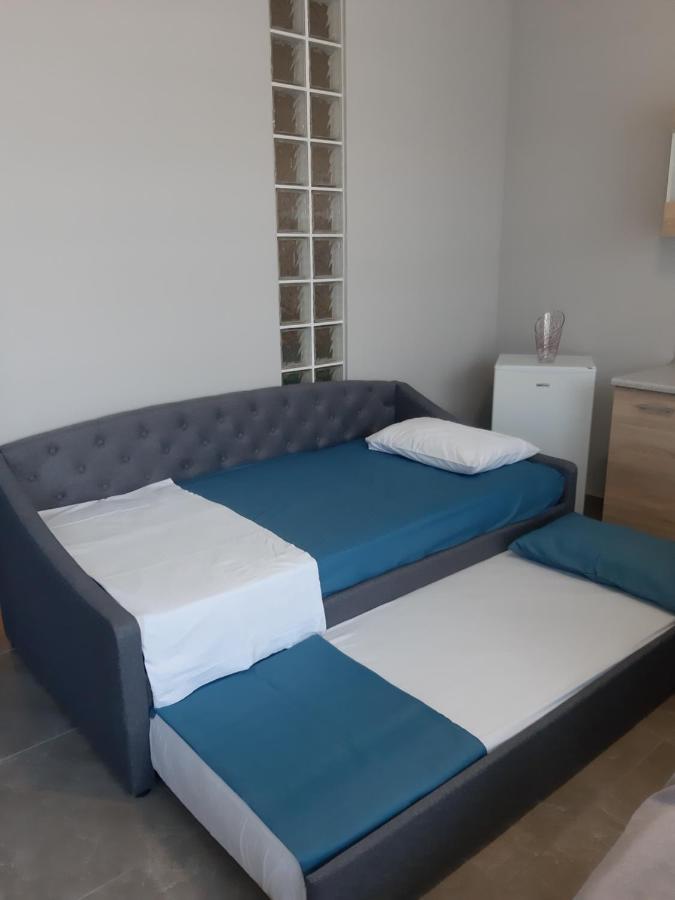 Soula'S Sunshine Blue Apartment Nea Karvali Ngoại thất bức ảnh