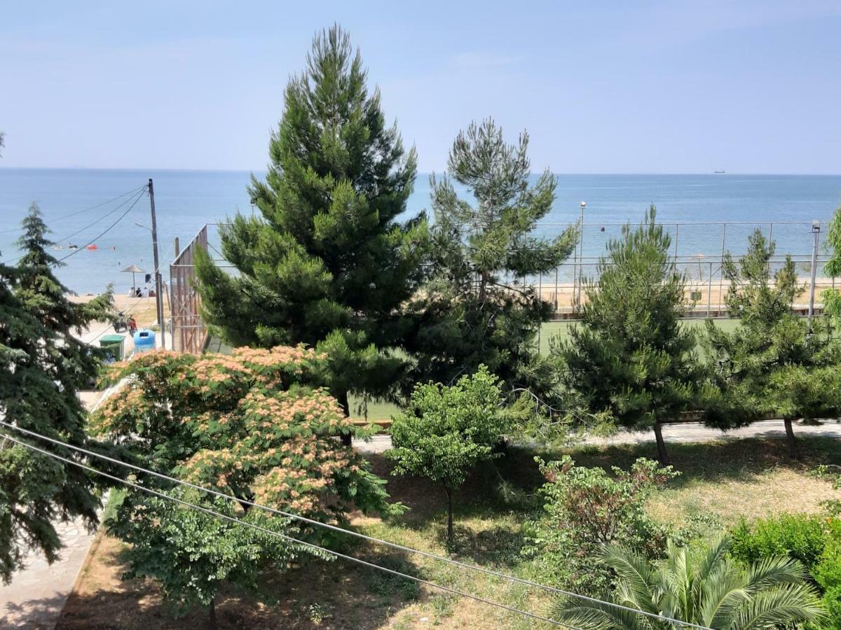 Soula'S Sunshine Blue Apartment Nea Karvali Ngoại thất bức ảnh